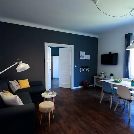 Tkalcha4U Appartement Zagreb Buitenkant foto